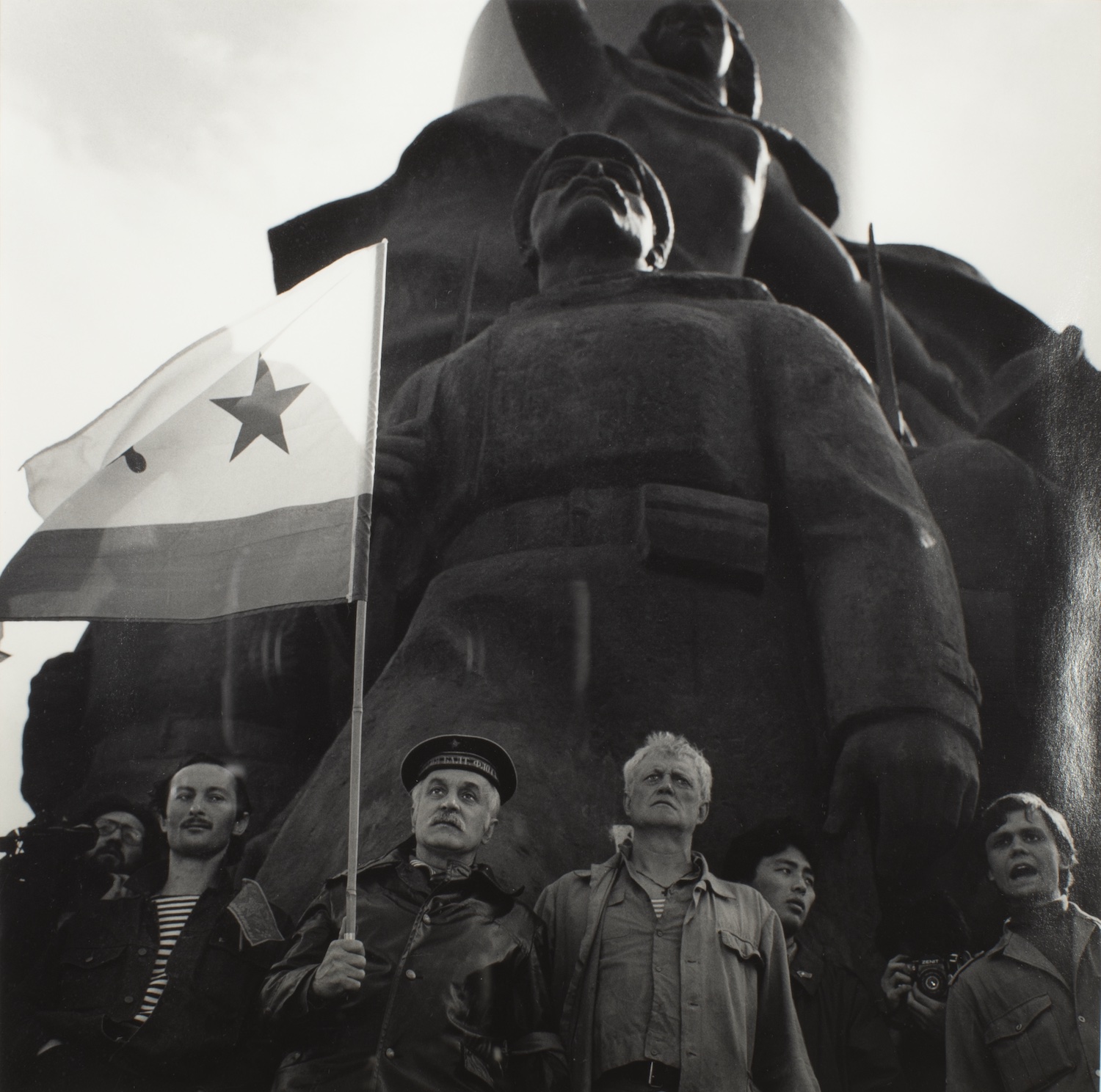 On Oktiabrskaïa Square, Moscow, May 1994